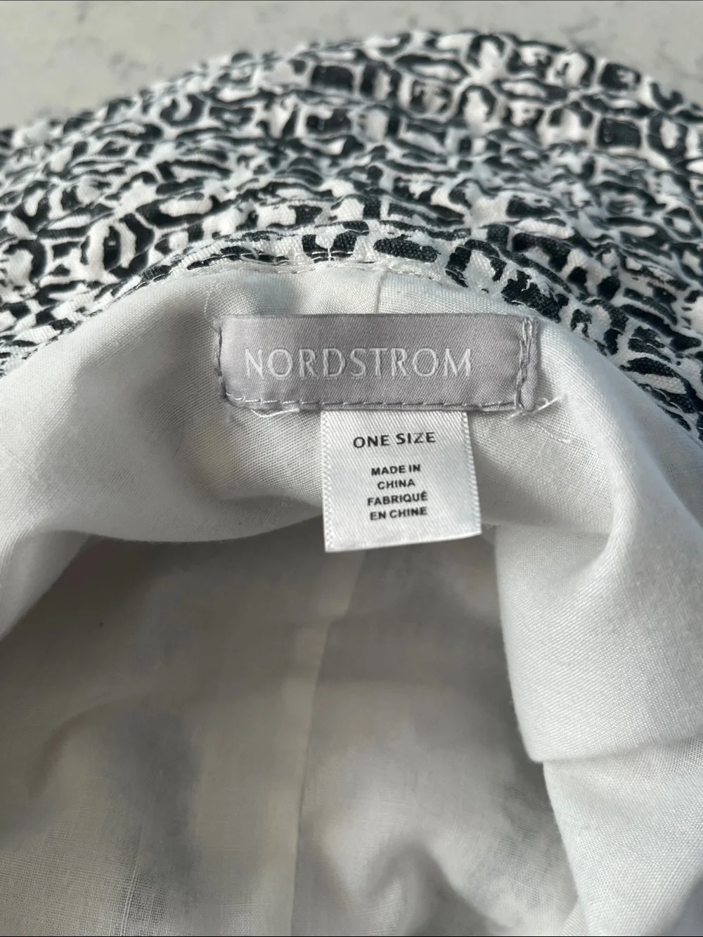 Nordstrom Black and White Printed Hat